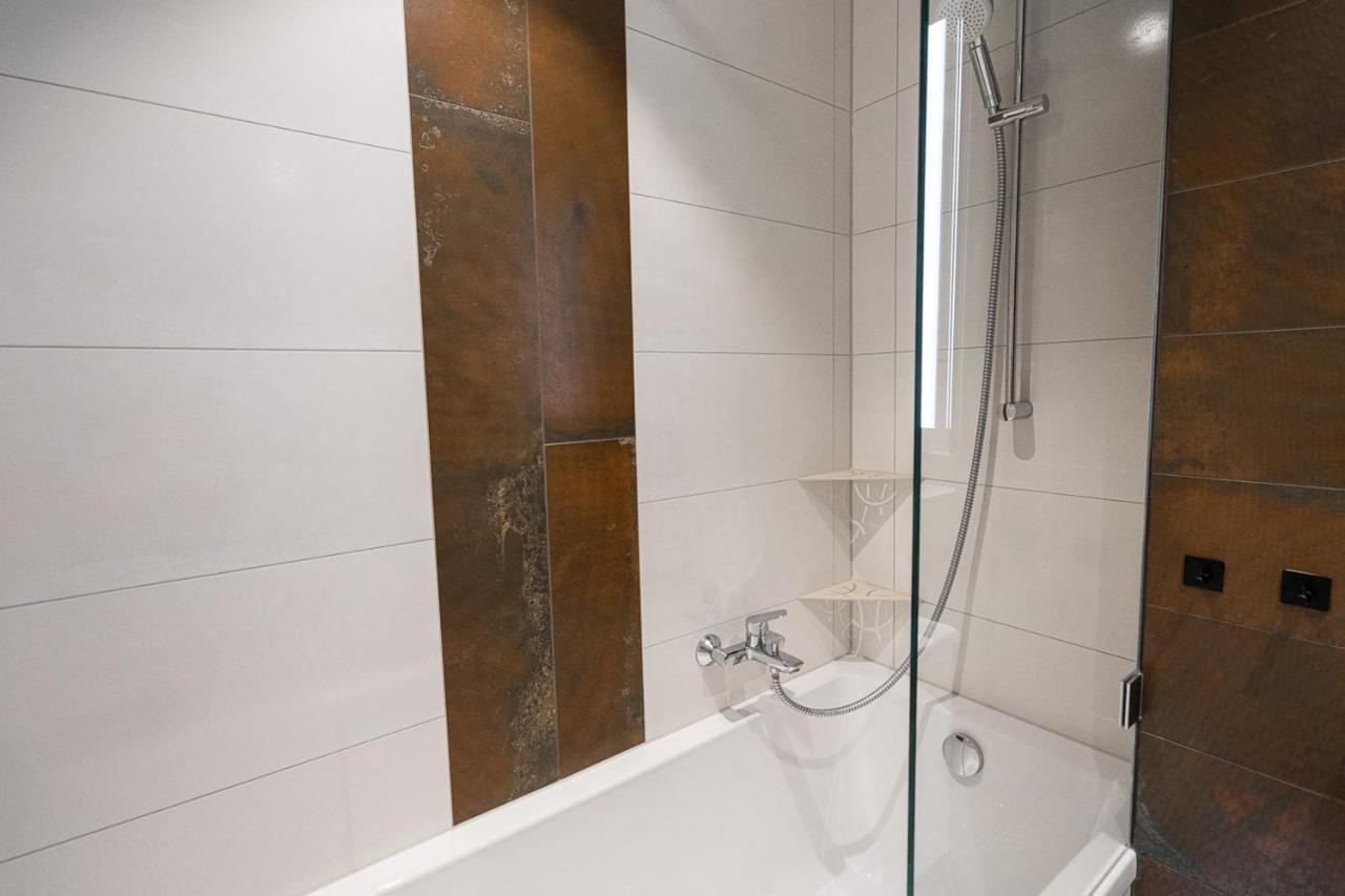 Stylisches Apartment Im Herzen Von Dresden + Parkplatz + Netflix + Self Check-In Eksteriør bilde